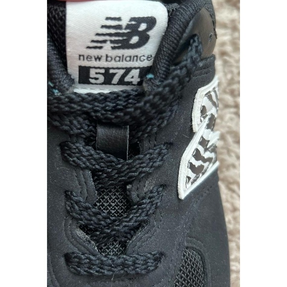 New Balance Sneakers Youth 13 Black White Animal Print Trainer Athletic Casual - Picture 6 of 7